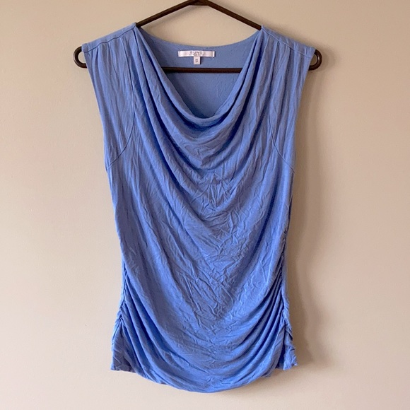 Classy blue feminine shirt - Picture 1 of 2